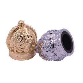 Cápsulas de perfume de la aleación del cinc de la corona del oro magnéticas para las botellas de perfume decorativas