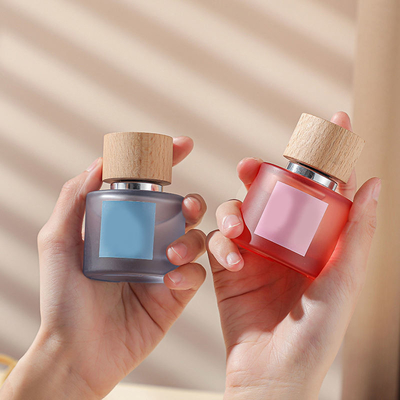 comprar Casquillo de madera del perfume del OEM de la textura clara con la buena sensación de la mano online manufacture