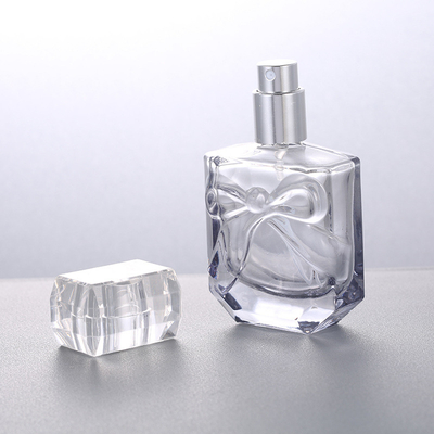 comprar Los cosméticos de la boca de la botella de la luz de Salingay embotellan la botella de perfume sub de la botella de la botella vacía del cristal de botellas de perfume del tornillo 30ml online manufacture