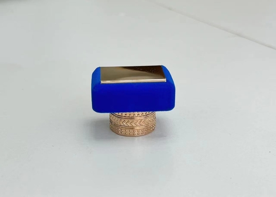 comprar Tapones de botellas de perfumes de aleación de zinc de colores ecológicos para envasar botellas de perfumes online manufacture