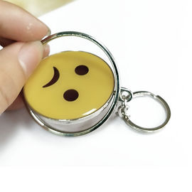 comprar Círculo amarillo sonriente de los llaveros de encargo del logotipo de la cara con el metal respetuoso del medio ambiente online manufacture