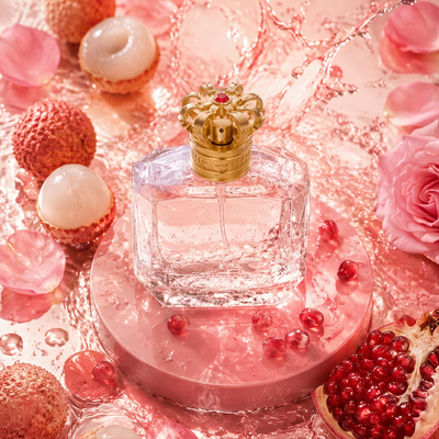 Comprar Tapa de perfume de lujo de aleación de zinc con corona real de fábrica FEA15, estructura hueca, con gema de diamantes de imitación roja, patrón en relieve, tapa de botella de perfume de zamac, galvanoplastia, logotipo personalizado OEM ODM Fabricación en línea