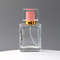 Botella separada de la muestra de los cosméticos de la botella de perfume del cuadrado del punto de la botella de la cubierta del espray del viaje de acrílico de cristal transparente de la prensa