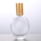 La botella de perfume de la boca del tornillo, vidrio oval, botella vacía, espray, perfume, cosméticos embotella, equipa con inyector, separa las botellas