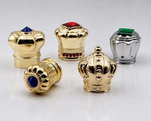 High quality Crown Shape Zinc Alloy Perfume Cap Luxury Gold Plated Perfume Bottle Lid With Blue Gemstone Decoration Custom Logo